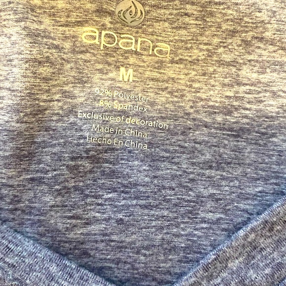 💜APANA💜Purple V-neck short sleeved yoga/ workout tee. Size Medium.Brand new. - Picture 6 of 9